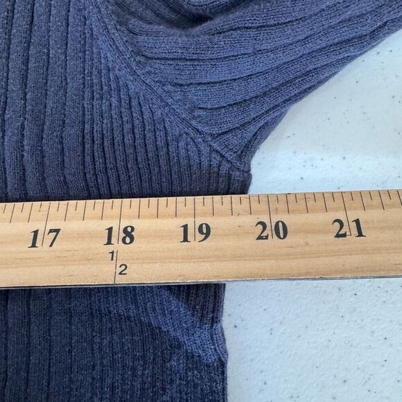 Calvin Klein Men’s Long Sleeve Knit Size Medium Vintage Striped Preppy 2000s - Picture 9 of 11